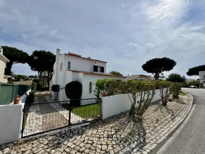 Villa T3 com piscina privada em Vilamoura · 136 m² — foto 1