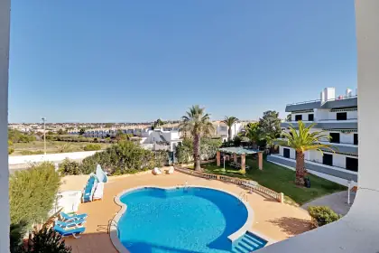 Apartamento T2 com piscina em Armação de Pêra · 68 m² — foto 2