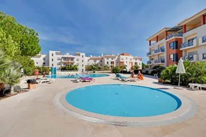 Apartamento T2 com piscina em Albufeira · 108 m² — foto 1