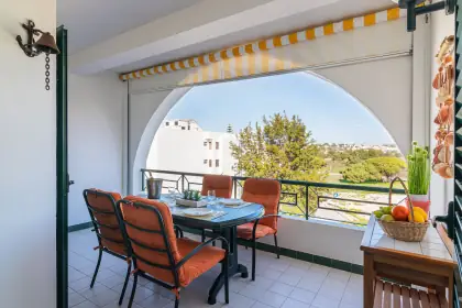 Apartamento T1 em Armação de Pêra · 62 m² — foto 2