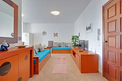 Apartamento T2 com piscina privada em Praia da Rocha · 85 m² — foto 8