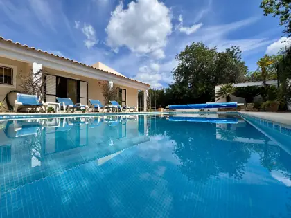Villa T3 com piscina privada em Almancil · 220 m² — foto 2