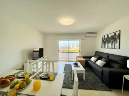 Apartamento T2 em Quarteira · 97 m² — foto 1