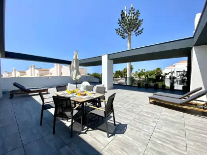 Apartamento T2 com piscina em Cabanas de Tavira · 100 m² — foto 1