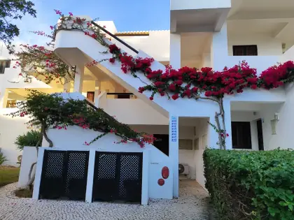 Apartamento T1 com piscina em Albufeira · 63 m² — foto 1