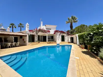 Villa T4 com piscina privada em Alvor · 131 m² — foto 6